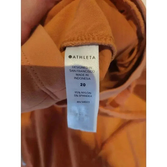 Athleta Trekkie North Short Orange Size 20 - Picture 4 of 8